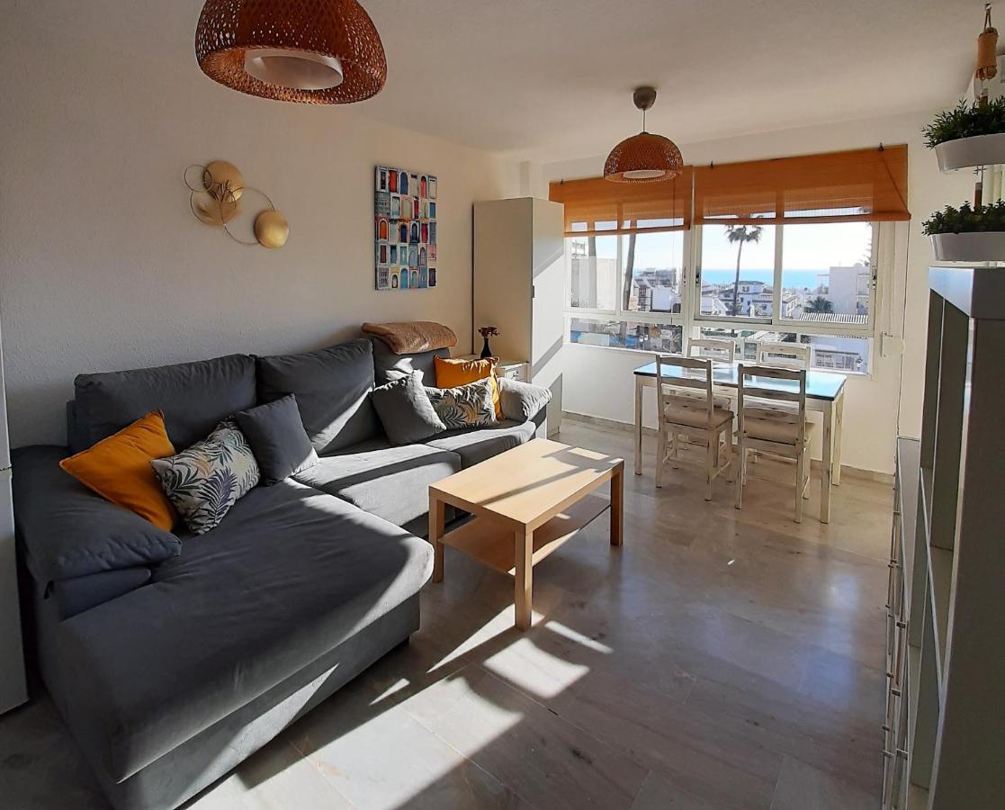 Fantastico Apartamento En La Carihuela Apartment Torremolinos Exterior photo